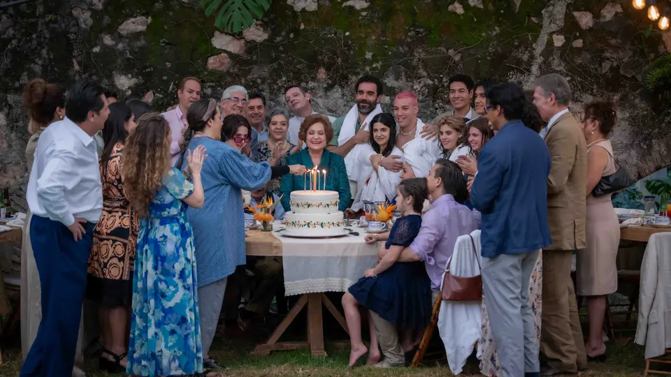 Una Familia Complicada, la nueva serie llegará el próximo 26 de junio a ViX. / Cortesía