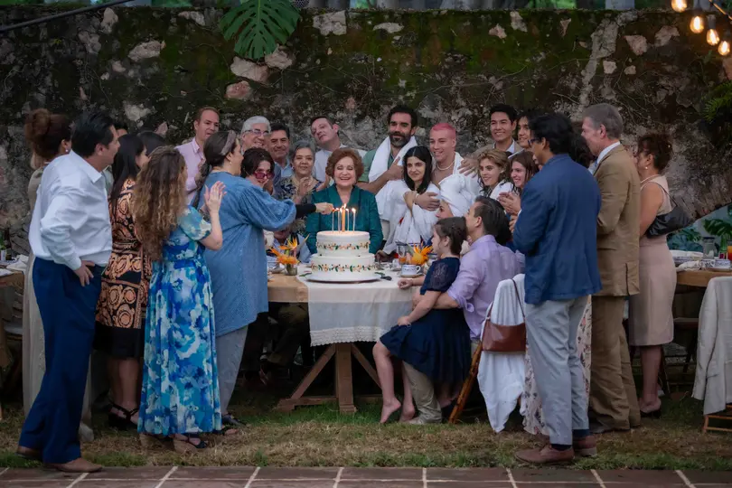 Una Familia Complicada, la nueva serie llegará el próximo 26 de junio a ViX. / Cortesía