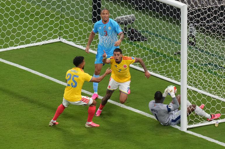 Gol anulado de Muñoz ante RD del Congo | AP
