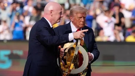 Infantino confirma que Trump entregará el trofeo al campeón en el Mundial 2026
