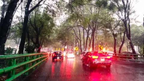 El pronóstico prevé lluvia en la capital. / iStock
