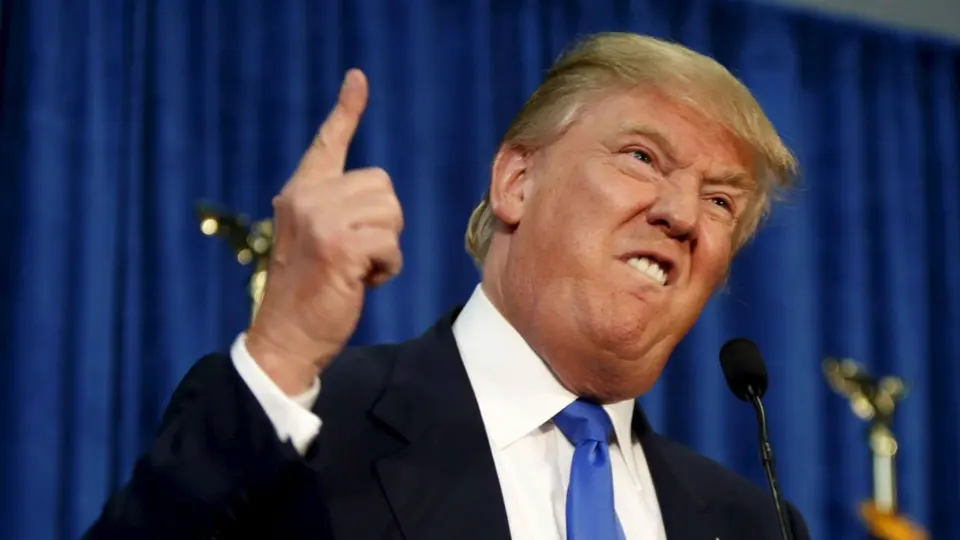 Trump activa por primera vez un tribunal secreto para deportar a presuntos "terroristas extranjeros"