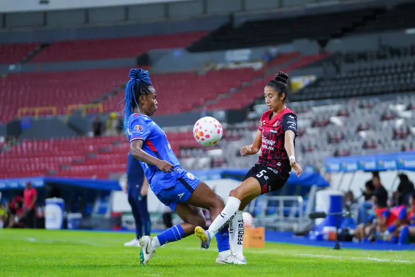 Atlas y Cruz Azul Femenil enfrentándose en el Clausura 2026 | IMAGO7