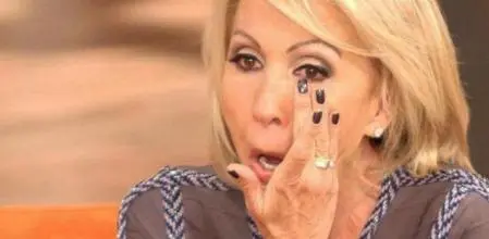Laura Bozzo confirmó la muerte de Aparicio Napan Chumpitaz, 'Huaycoloro', histórico camarógrafo y uno de sus colaboradores más cercanos en "Laura en América"./ RS
