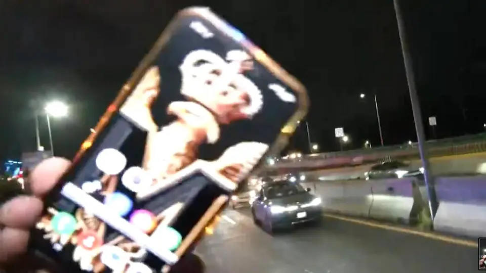 El comunicador aseguró que dañaron el equipo del canal y le arrebataron su teléfono mientras cubría una detención / Captura de Pantalla