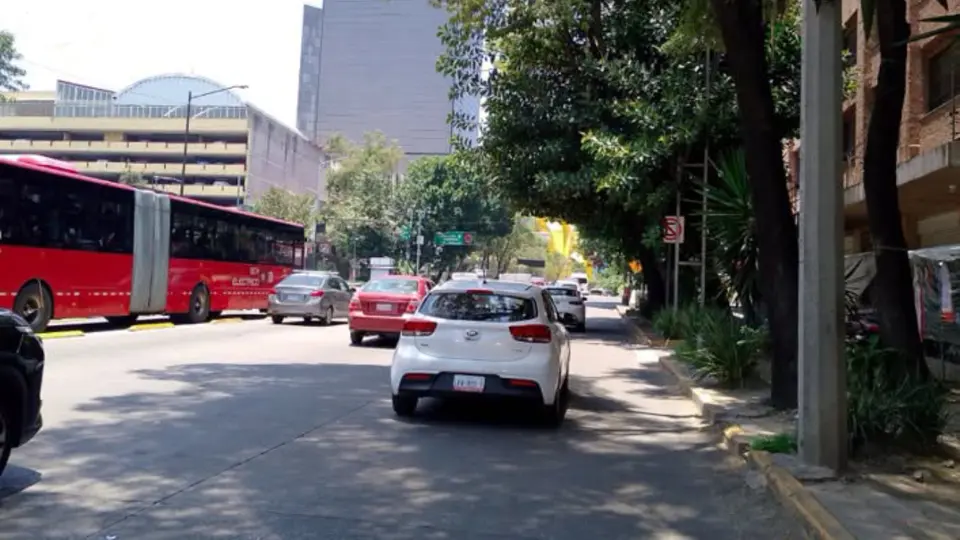 Una multa por circular cuando no te toca te puede costar hasta 3 mil pesos / FB: @orientadorvial