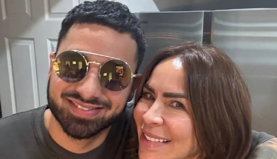 Aylín Mujica y su hijo Mauro en redes sociales / @aylinmujic
