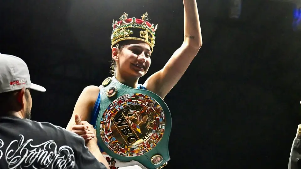 ¡Magnífica! Camila Zamorano retiene título ante Perla Pérez y mantiene su invicto