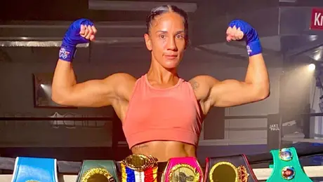 Amanda Serrano triunfó sobre Lucrecia Manzur y llegó a 50 victorias en su carrera