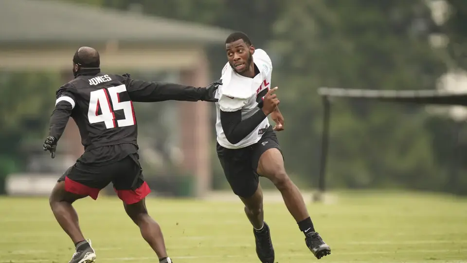 Deion Jones, en Atlanta | AP