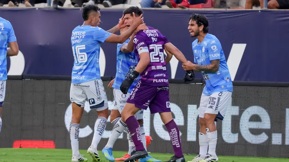 ¡Carlos Moreno salva al Pachuca! El arquero evita que los Tuzos caigan ante Atlético de San Luis