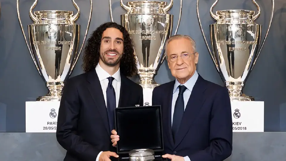 Marc Cucurella, presentado con el Real Madrid | @realmadrid
