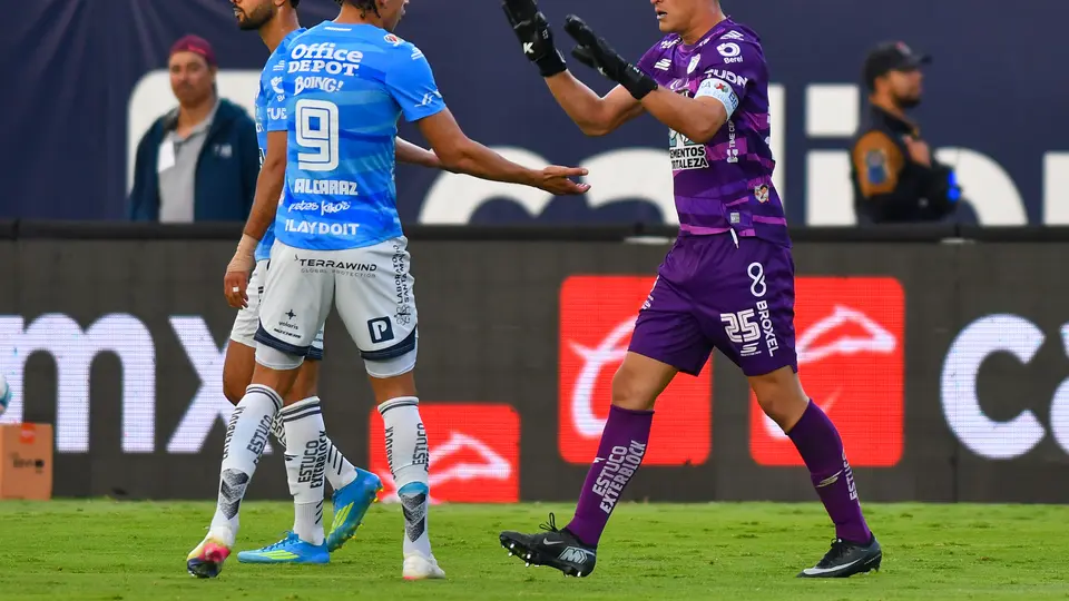 Pachuca vs San Luis l IMAGO7