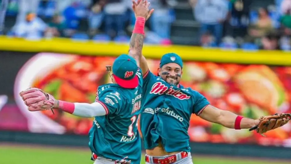 ¡Hay vida! Diablos Rojos del México apalean a Pericos de Puebla y fuerzan el Juego 5