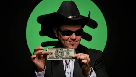 Aleks Syntek vive inesperado boom en Spotify: así crecieron sus reproducciones