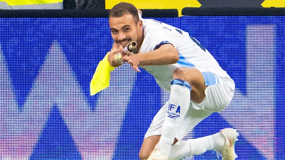 Jugador de Israel es expulsado por 'violenta' celebración ante Austria