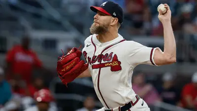 Chris Sale se une a Randy Johnson como los únicos zurdos con nueve temporadas de 200 ponches