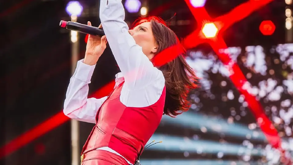 Majo Aguilar presentándose en el festival arre | INSTAGRAM