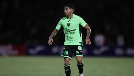 Javier Aquino se pronuncia sobre el ascenso y descenso: "no tiene nivel"
