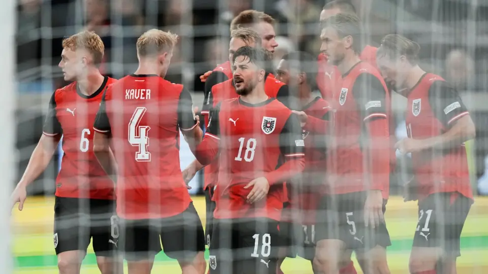 Jugadores de Austria celebrando anotación ante Israel en la Nations Leagues | AP