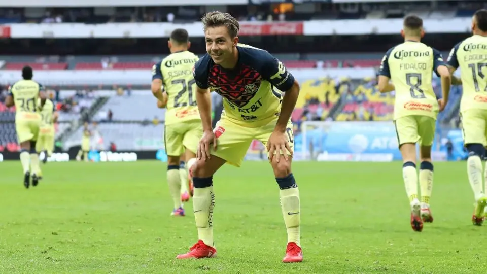 América: Santiago Baños confirmó interés europeo por Sebastián Córdova, pero nada concreto