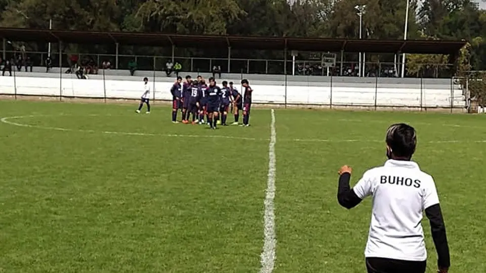 Jugadores amateur son atendidos de lesiones por doctores de Primera División
