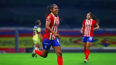 Miriam Castillo: 'El escudo de Chivas no puede pasar desapercibido ni ser pisoteado'