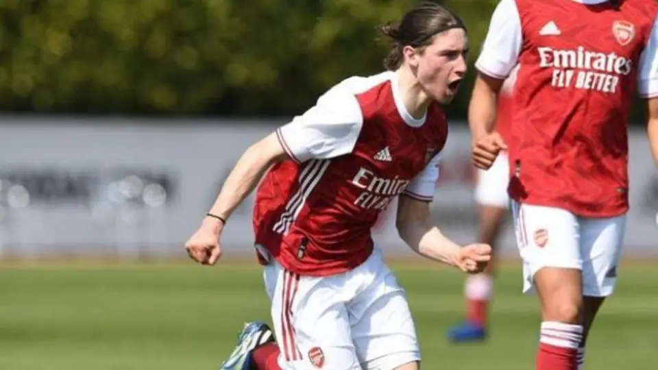 Marcelo Flores: A sus 17 años, debutó con el Arsenal Sub-23 ante West Ham