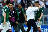 Chicharito Hernández: Asistente de Osorio, sorprendido con 'castigo' de Martino al delantero