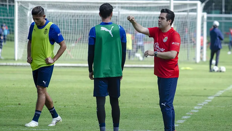 Chivas: Menotti aseguró que a Leaño no le 'queda grande' ser DT del Rebaño