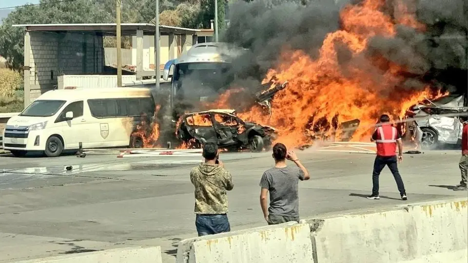 Accidente en la México-Puebla provoca incendio en caseta San Marcos; reportan 14 muertos