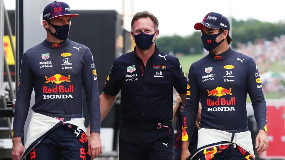 Verstappen sobre renovación de Checo Pérez: 'Es genial que se quede en Red Bull'