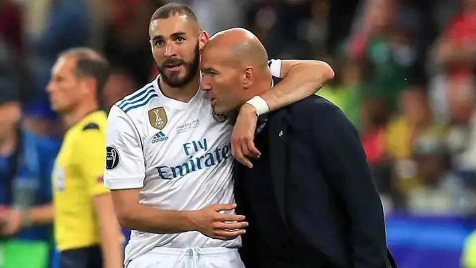 Benzema se despidió de Zidane: "Gracias hermano por lo que me has aportado"