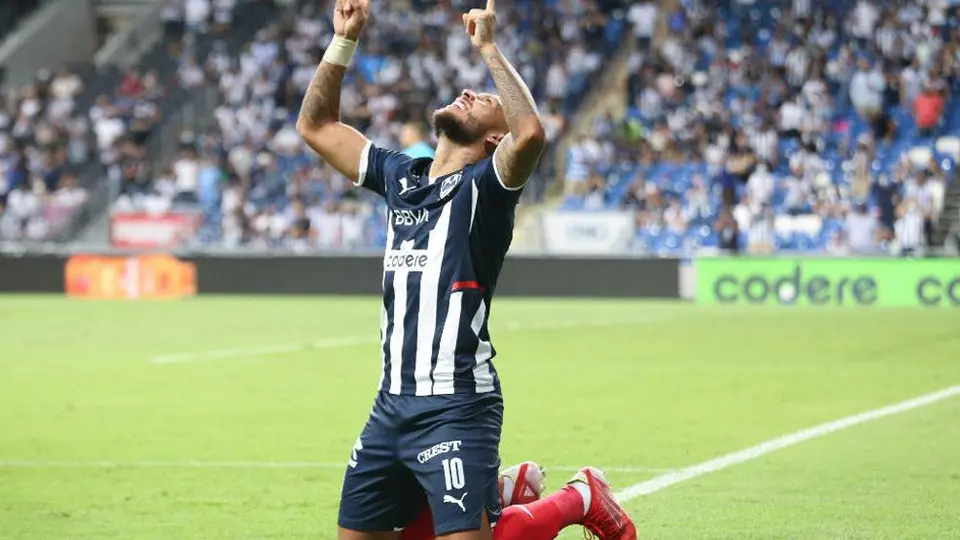 Aguirre tras victoria sobre Pumas: 'Me tienen contento, se desenvuelven con mucha confianza'