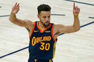 Exjugador de los Rockets: 'Curry es el Michael Jordan de esta era'