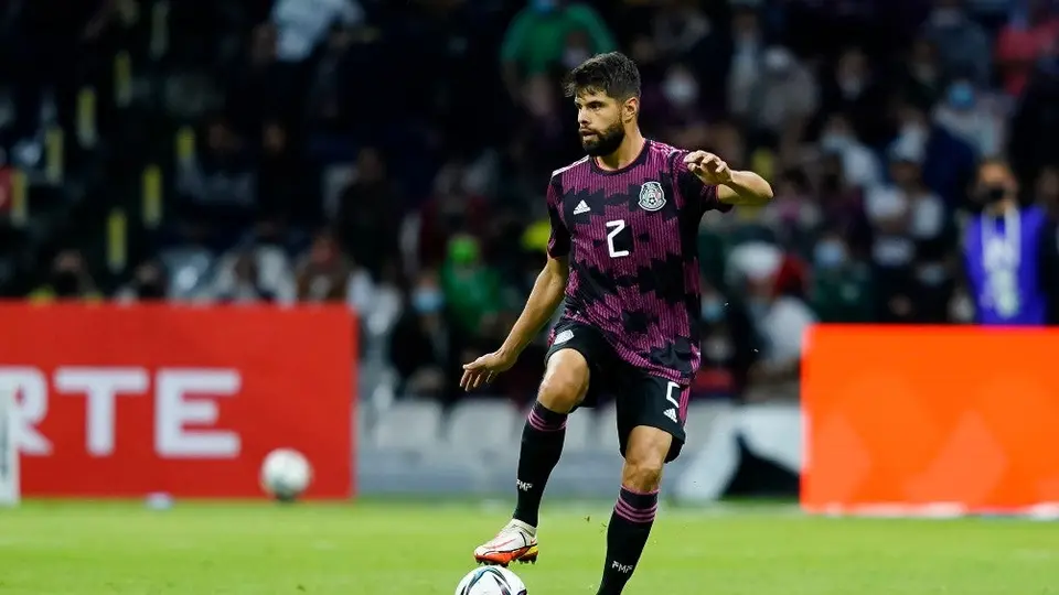 Selección Mexicana: ¿Con quiénes sustituirá el Tata las bajas de Araujo y Montes?