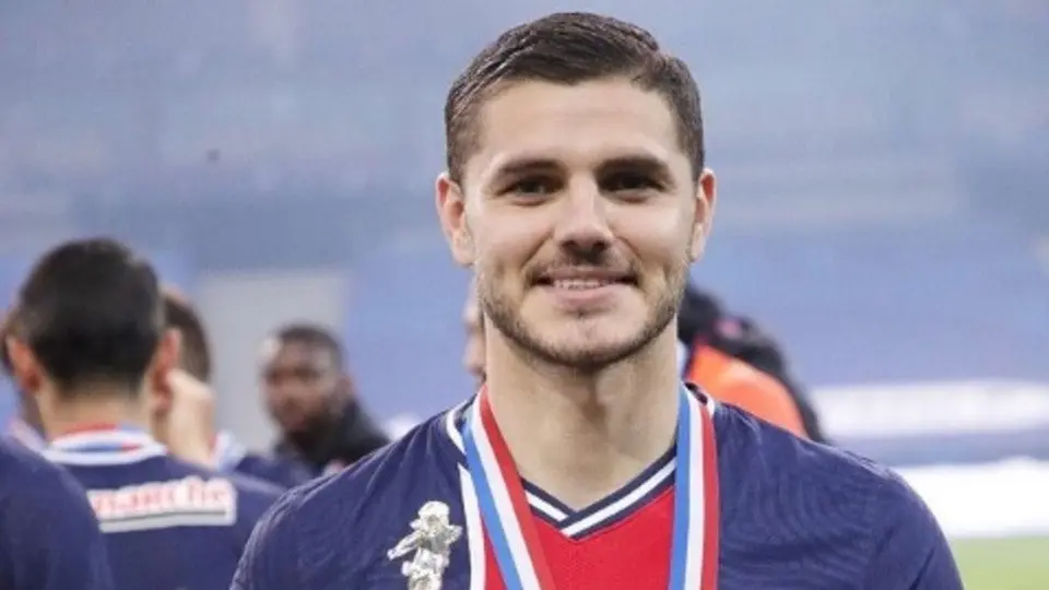 Icardi desmintió su salida del PSG: 'Mi presente y mi futuro está en París'