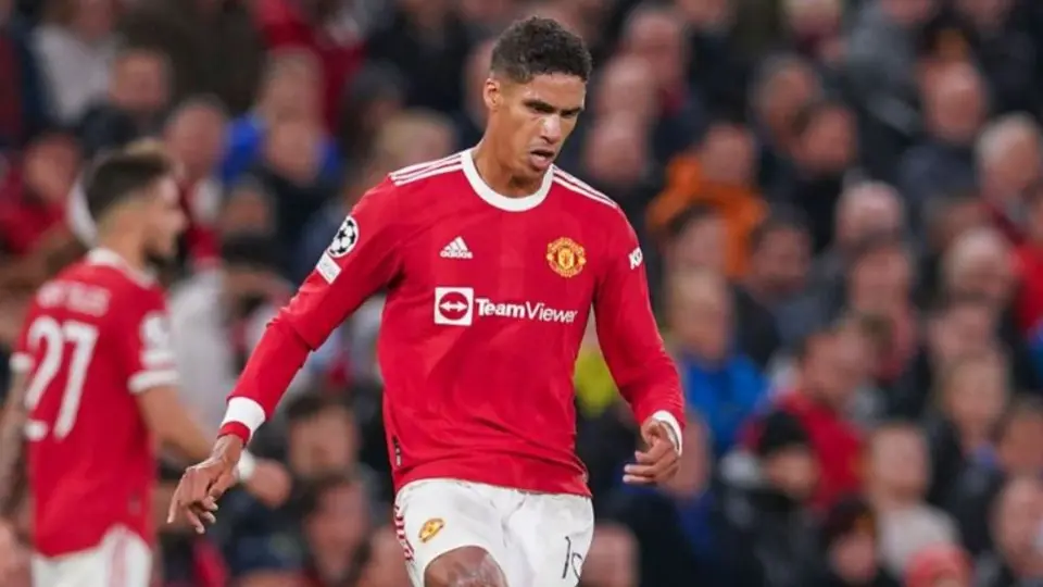 Manchester United: Raphael Varane vuelve tras tres partidos lesionado