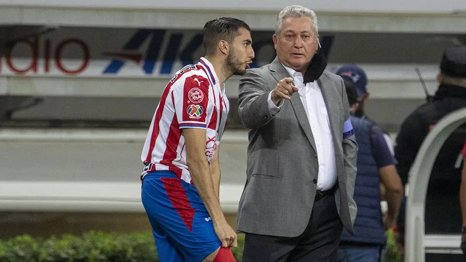 Chivas: Vucetich mantiene la segunda mejor efectividad entre los DT's del Rebaño en la década
