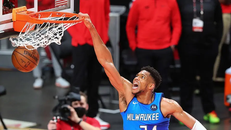 Bucks dan la vuelta a la Final del Este con triunfo sobre Hawks en Atlanta