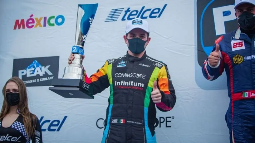 Escudería Telmex: Rodrigo Rejón, segundo lugar en Campeonato Nascar Peak México Series
