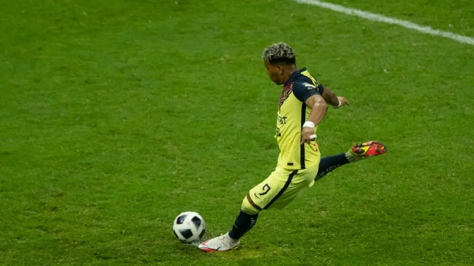 América: Arturo Brizio aseguró que penal de Roger Martínez fue bien anulado