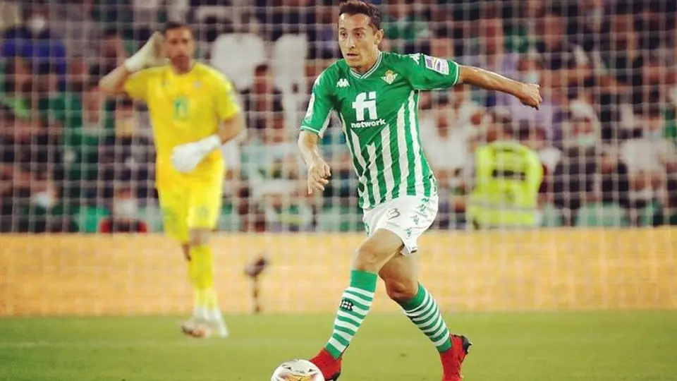 Andrés Guardado y Diego Lainez: Convocados para el duelo ante Ferencvaros