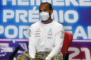 Lewis Hamilton: 'Quiero quedarme en Mercedes para el próximo año'