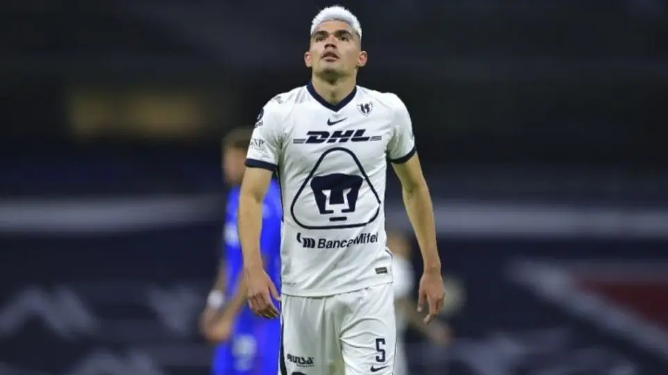 Johan Vásquez: Llegó a Italia para reportar con el Genoa