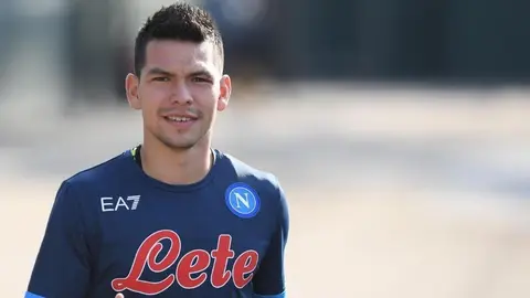 Chucky Lozano volvió a jugar con el Napoli y participó en el segundo gol