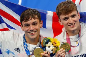 Tom Daley tras medalla en Tokio 2020: 'Orgulloso de ser gay y campeón olímpico'