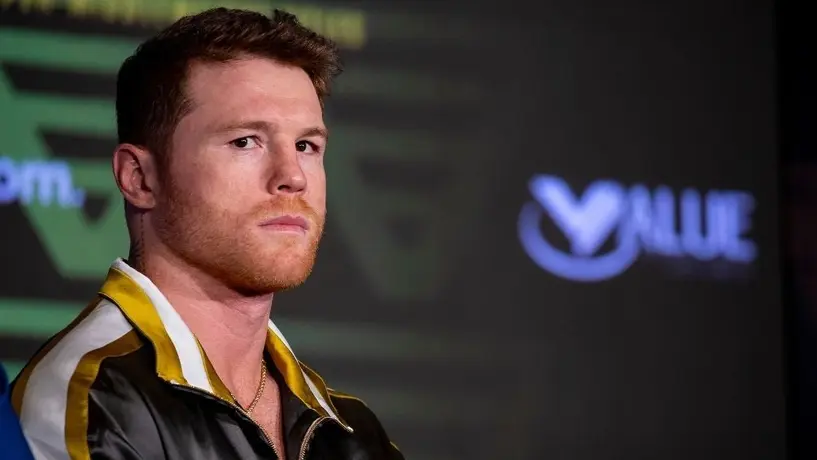 Canelo Álvarez a Caleb Plant: 'A mí me puede decir lo que quiera, pero a mi madre no la mete'