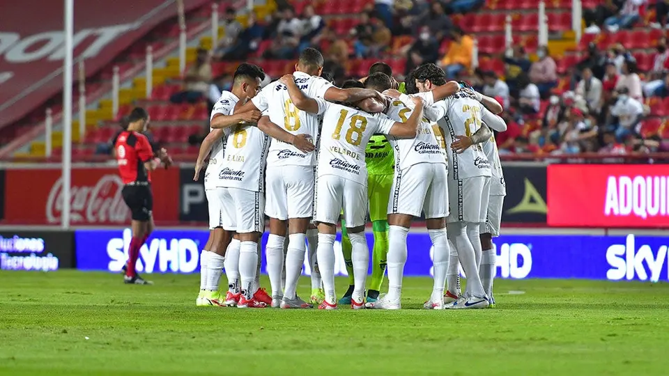Memo Vázquez: 'Pumas saldrá adelante, así es el futbol'
