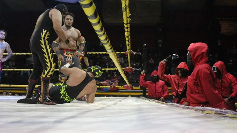 Hijo del Pirata Morgan ganó el Juego del Calamar en la función estelar de la IWRG